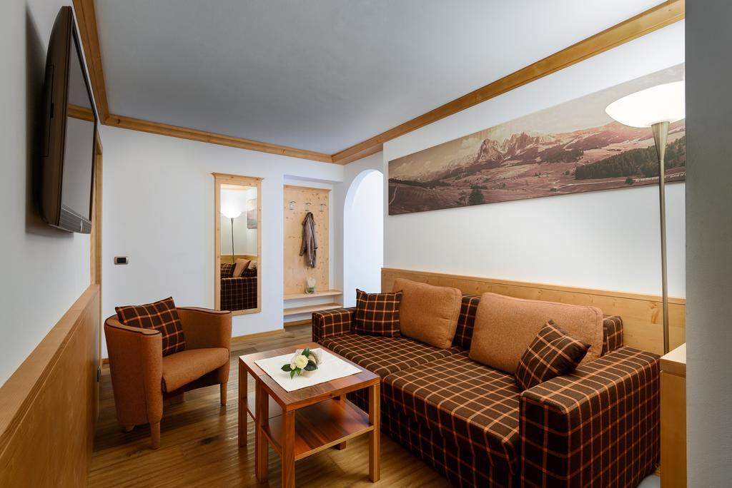 Santa Cristina Val Gardena Residence Sovara חדר תמונה
